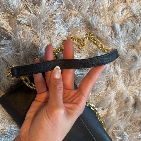 Tory Burch Black and Gold Crossbody Bag with Iconic Logo - Picture 4 of 4